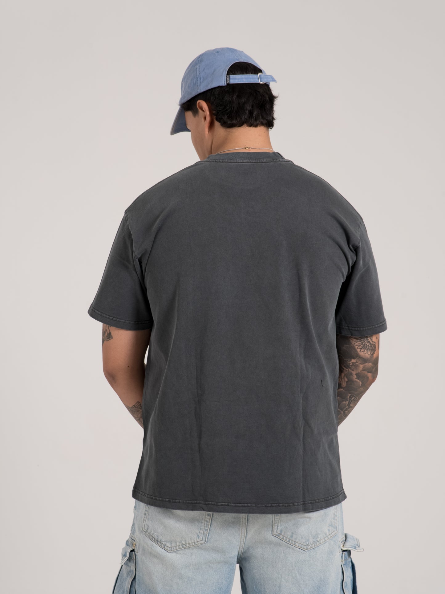 Playera Oversize de Hombre Deslavada