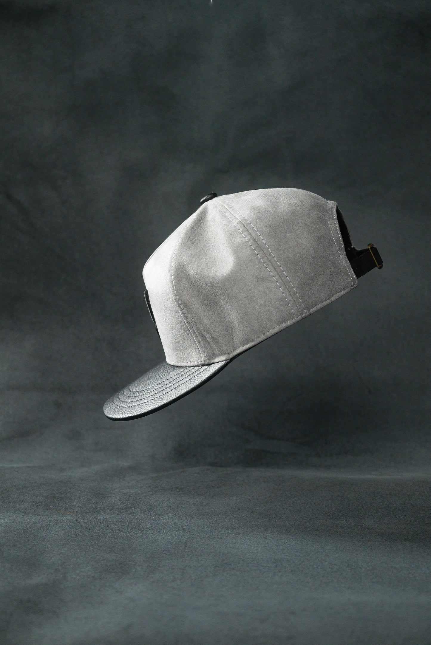 Gorra Vamana Essentials Gris