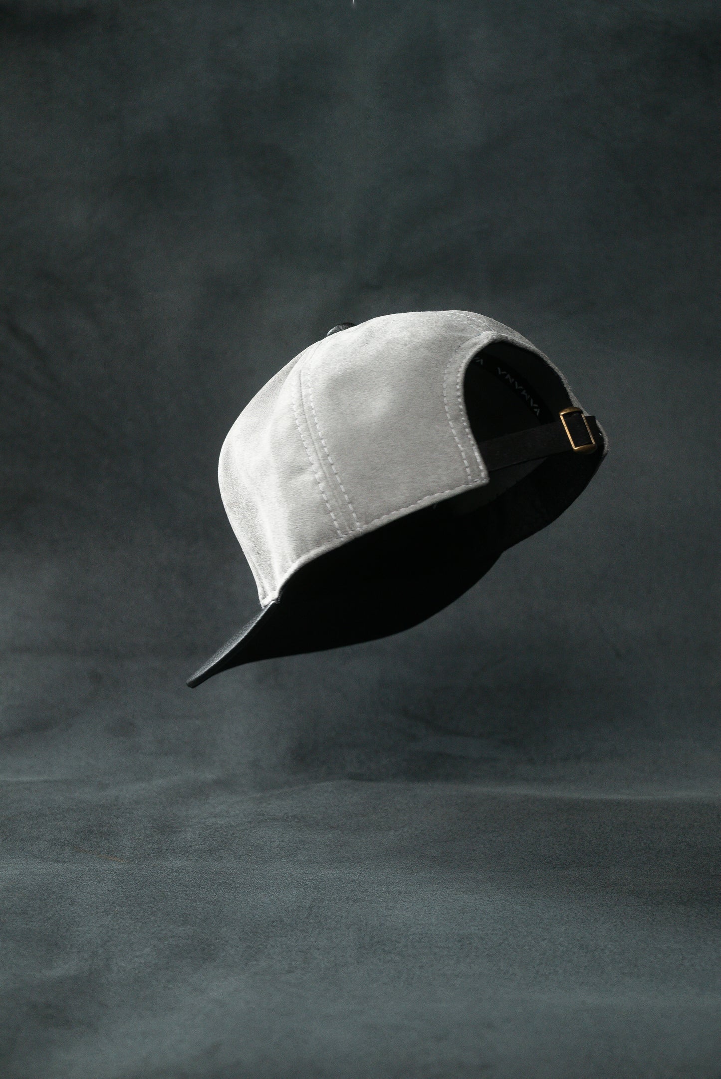 Gorra Vamana Essentials Gris