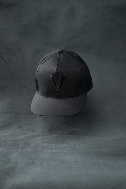 Gorra Vamana Essentials Negra