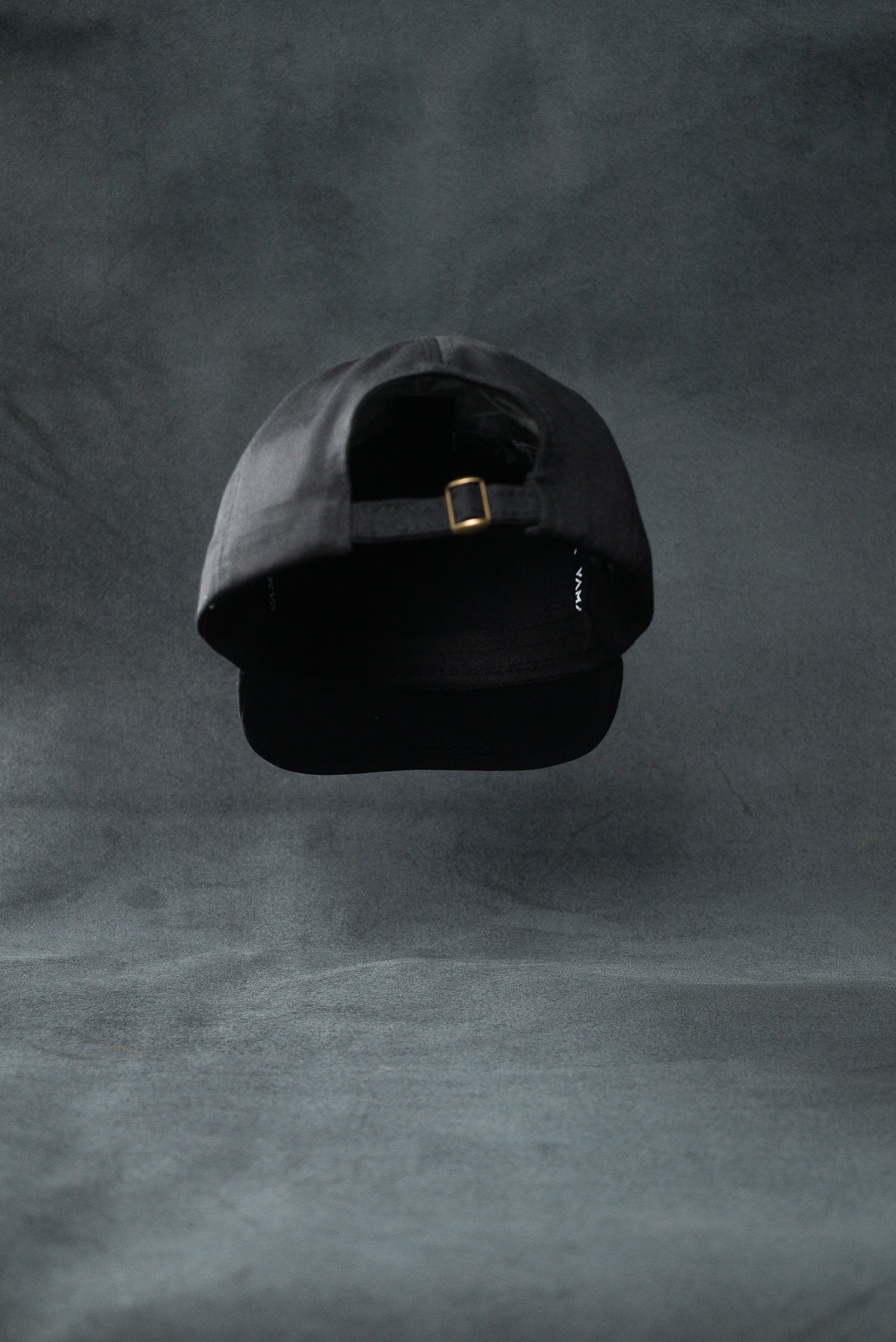 Gorra Vamana Essentials Negra